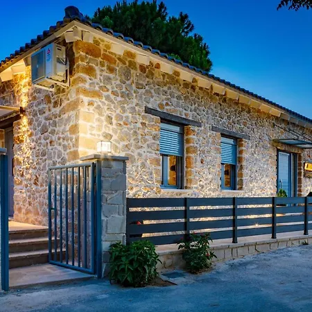 Adrian's Luxury 2 * Drepano (Argolis)