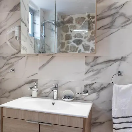 Adrian's Luxury 2 別荘 *