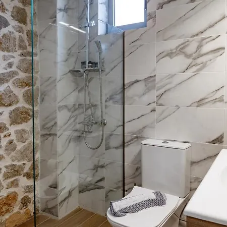 別荘 Adrian's Luxury 2 Drepano (Argolis)