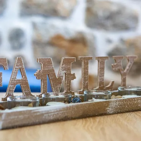 Casa de Férias Adrian's Luxury 2